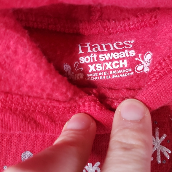 Hanes soft sweats xs Christmas hoodie sweater - Picture 3 of 4